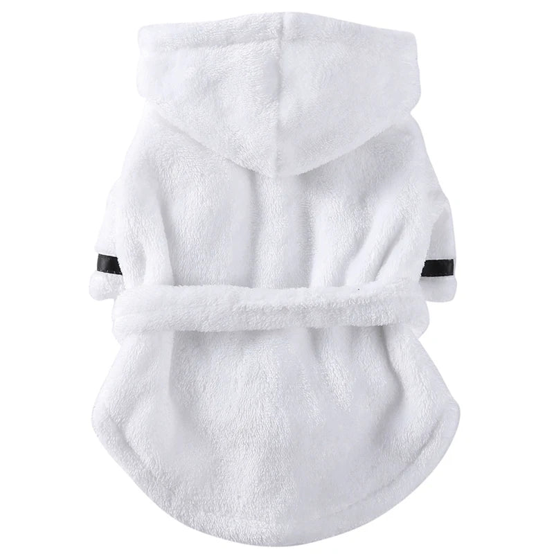 Pyjama en serviette pour chien avec capuche – Confort luxueux et absorption à séchage rapide !