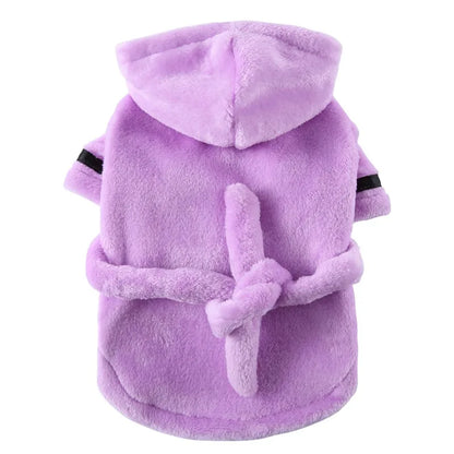 Pyjama en serviette pour chien avec capuche – Confort luxueux et absorption à séchage rapide !