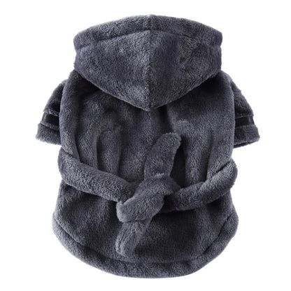 Pyjama en serviette pour chien avec capuche – Confort luxueux et absorption à séchage rapide !
