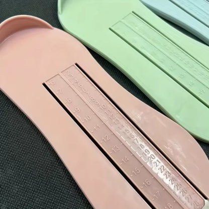 Jauge de mesure du pied pour bébé